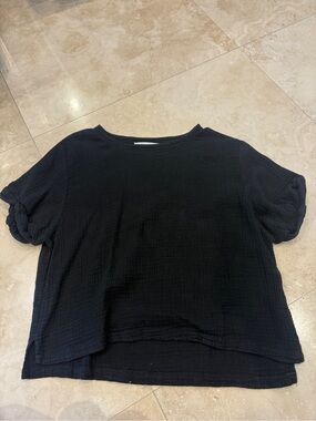 Olivaceous Black Short Sleeve Gauze Top